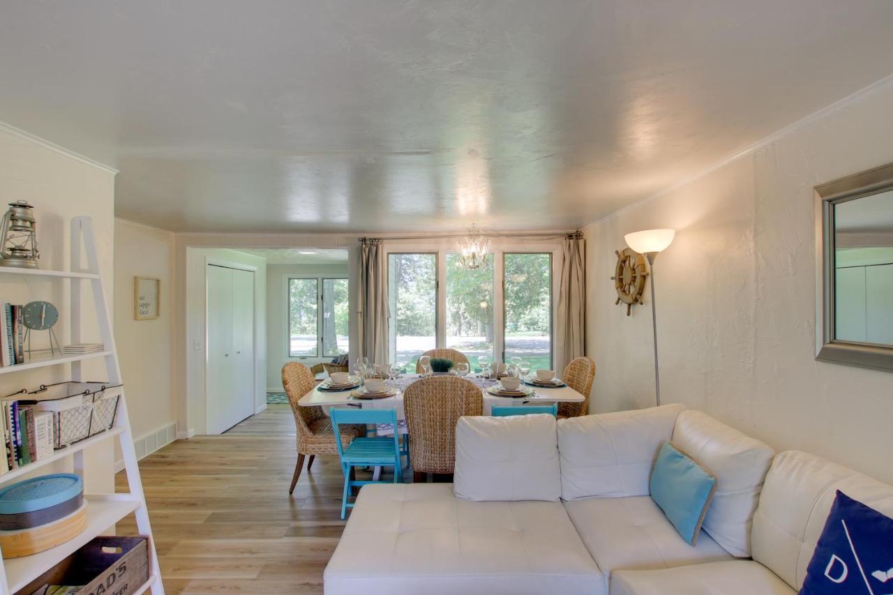 Updated Home With Deck 2 Mi To Sister Bay Beach! Екстер'єр фото